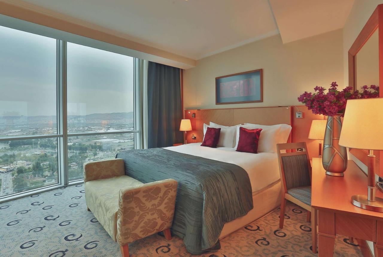 Wyndham Grand Izmir Ozdilek Thermal & Spa Exterior photo A bedroom at the hotel